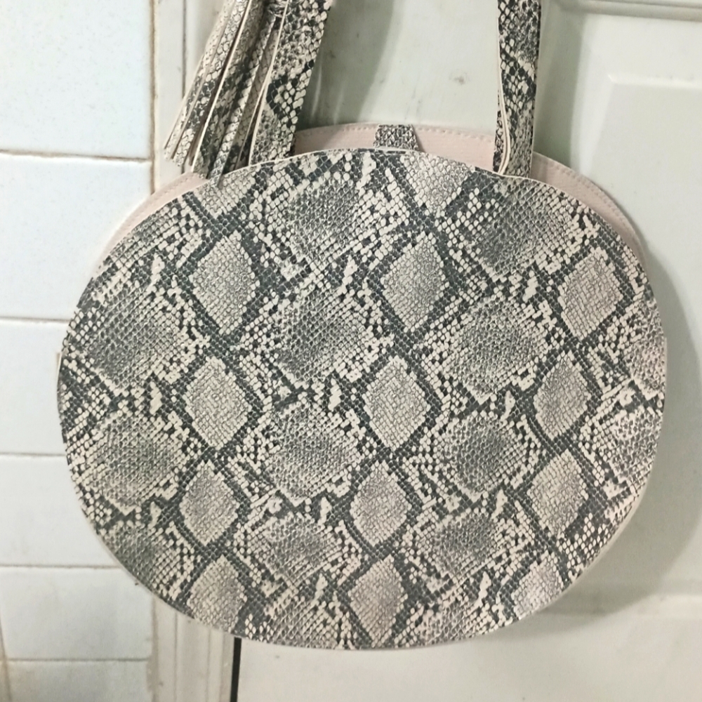 Small snakeskin shoulder bag